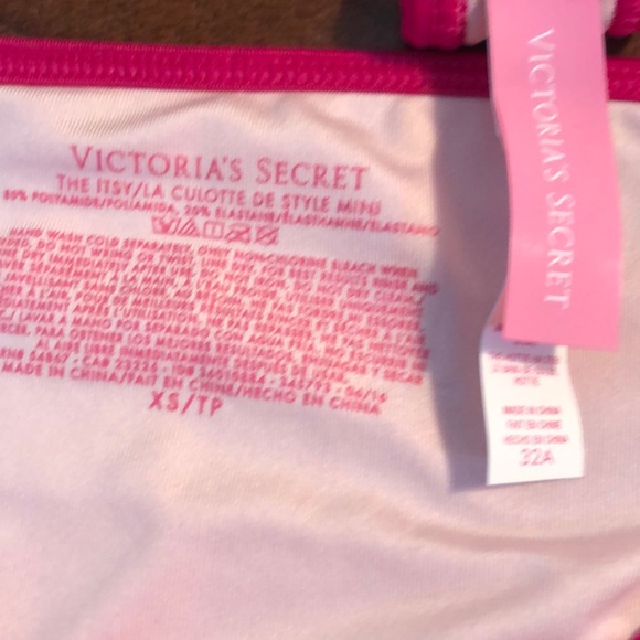 Bikini - Picture 2 of 3